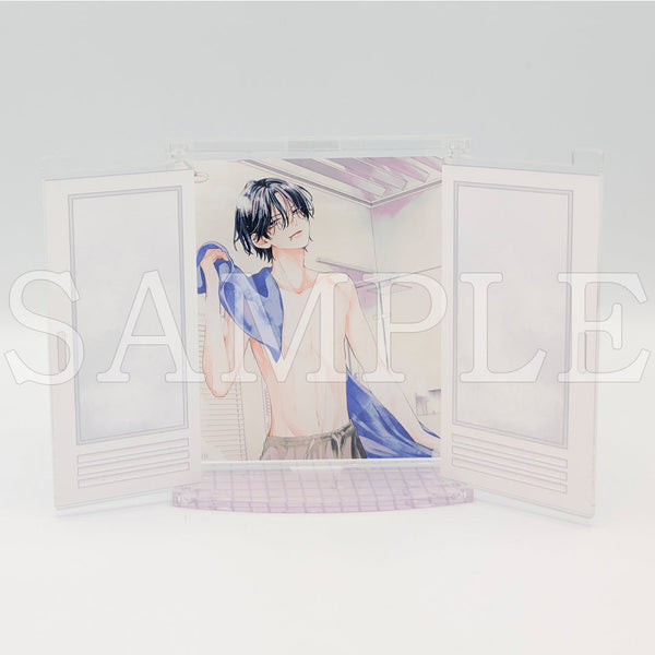 『春の嵐とモンスター』扉付アクリルスタンド（お風呂上がり）【ご注文から通常5営業日以内に発送】